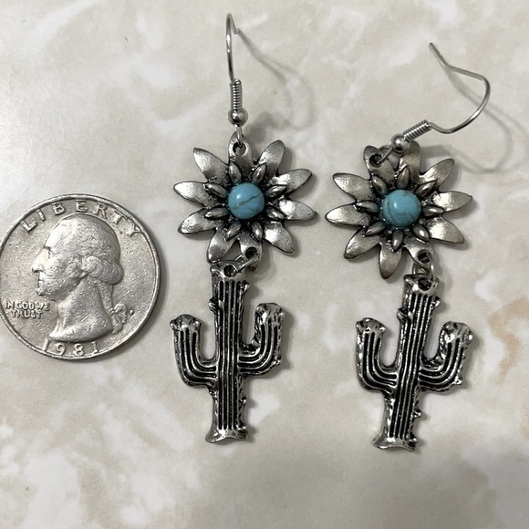 Silver Daisy Cactus Drop Earrings - Picture 13 of 14